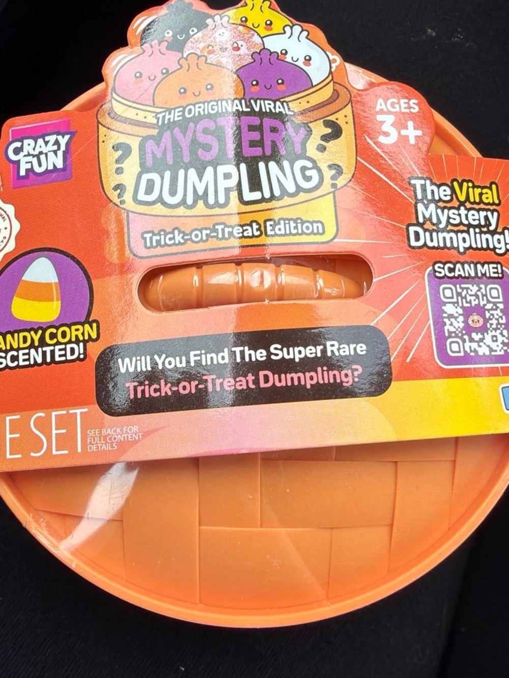 Mystery Dumpling Trick-or-Treat Edition - Orange Candy Corn Scent